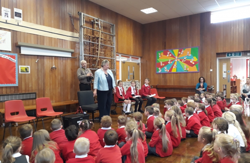 Heather Wheeler MP addressing pupils at Coton-in-the-Elms Primary School