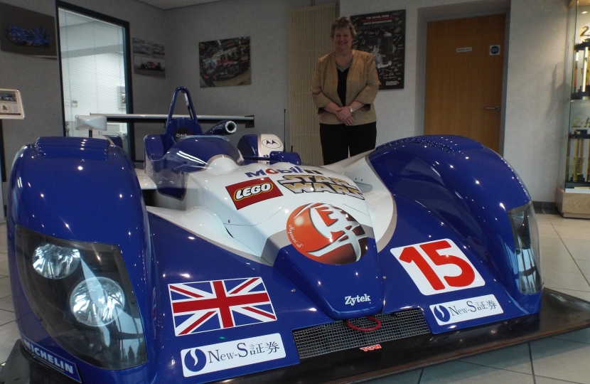 Heather Wheeler MP next to Zytek / Gibson 04S Le Mans Prototype Sports car